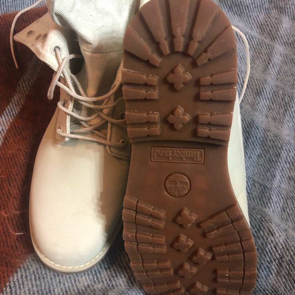 Cream Timberlands - Picture 4 of 4